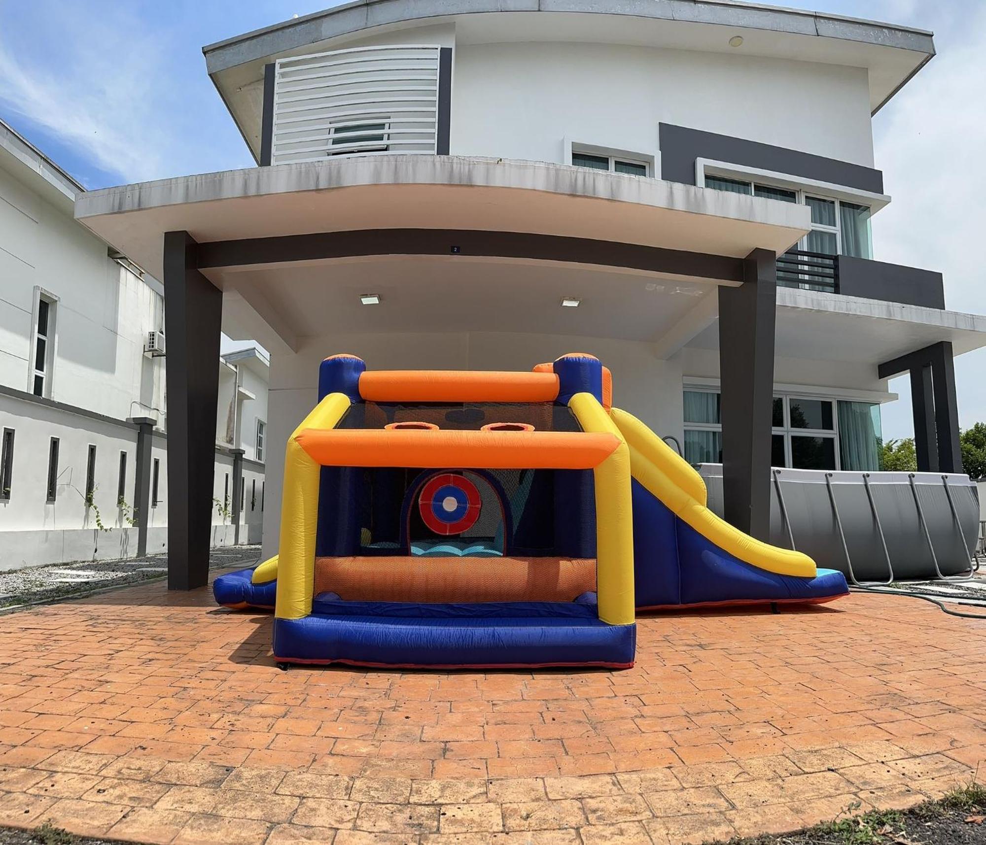 Fun 6rm 12 To 22 Pax Wifi Netflix Bbq Steamboat Games Water Park Villa