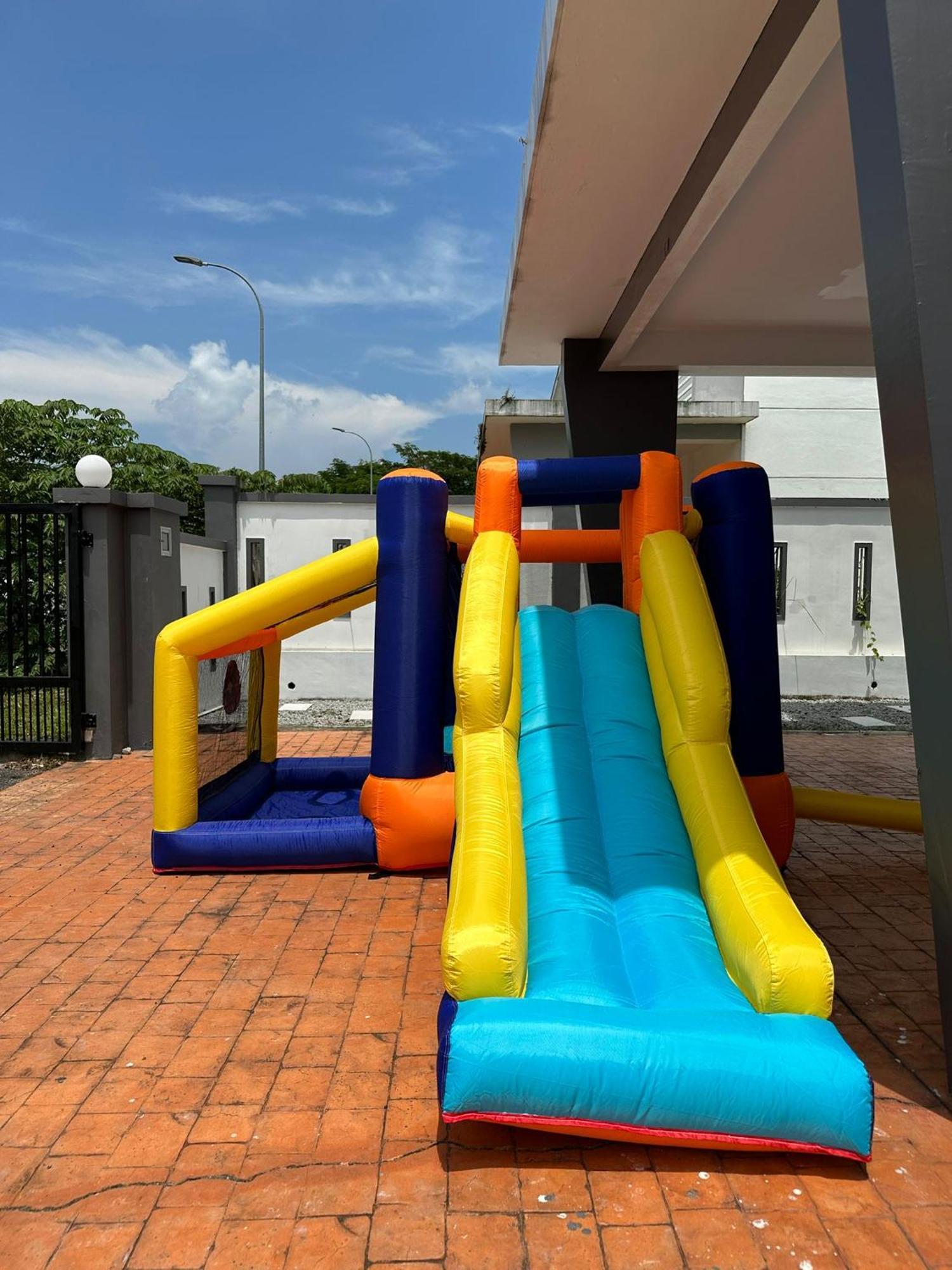Fun 6rm 12 To 22 Pax Wifi Netflix Bbq Steamboat Games Water Park Villa