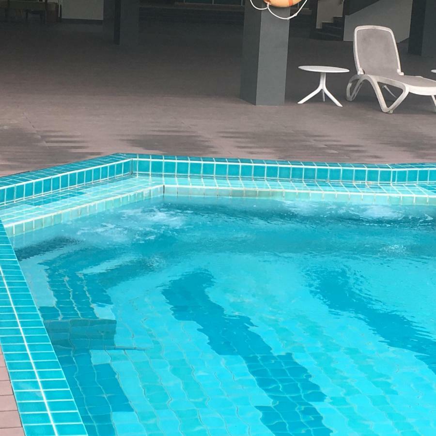 Fun 6rm 12 To 22 Pax Wifi Netflix Bbq Steamboat Games Water Park